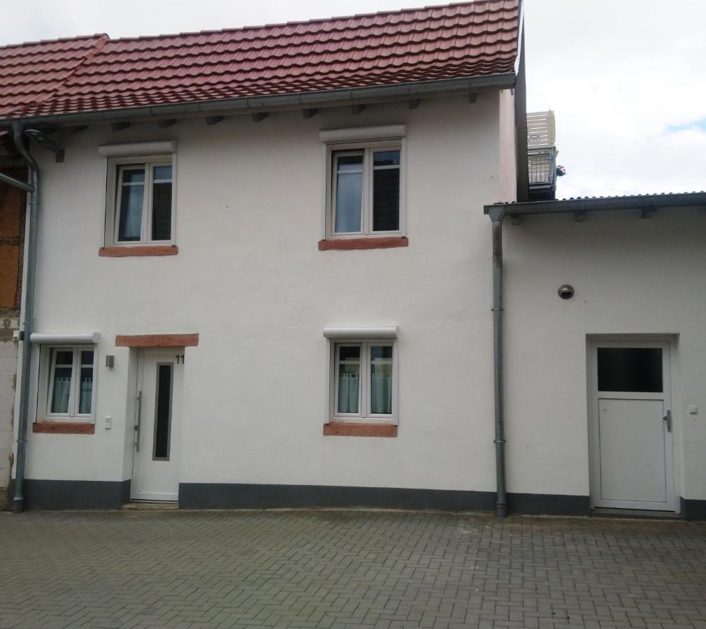 Das Mini-Haus Im Herzen Grossostheims Exterior foto