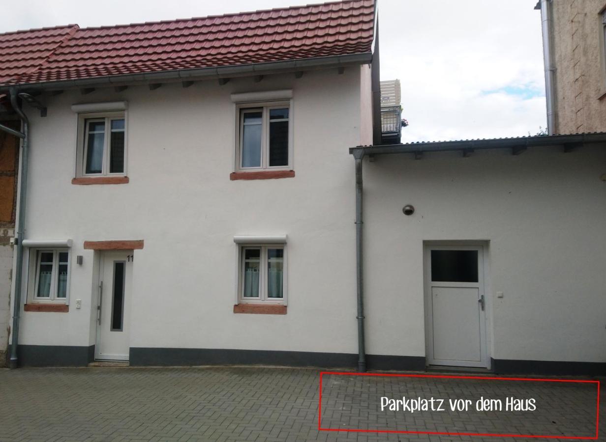 Das Mini-Haus Im Herzen Grossostheims Exterior foto