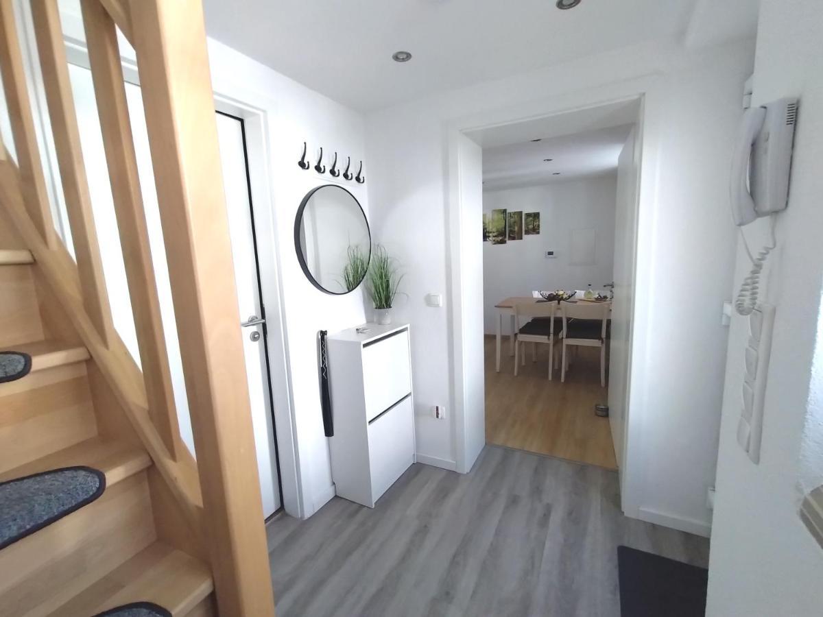 Das Mini-Haus Im Herzen Grossostheims Exterior foto